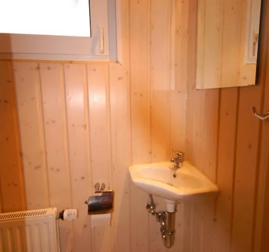 5 Personen Mit Zwei Toiletten In Zweiter Reihe Zum Deich In 度假居